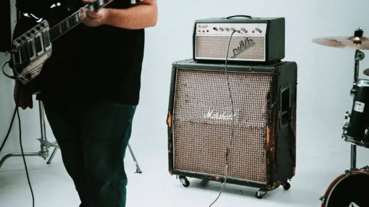 How To Use A Guitar Amp: Beginner's Guide | All Stringed